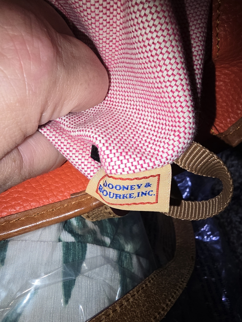 🦆Dooney & Bourke Orange Pebbled Leather Tote with Tan Trim EUC - Picture 11 of 15